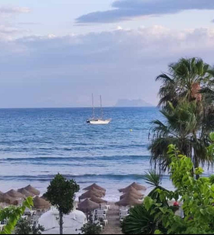 Apartamento A 150 Metros De La Playa Y Del Puerto Deportivo Estepona Eksteriør bilde